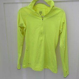 Nike Pro Dri-Fit Women’s Medium 1/4 Zip Pullover